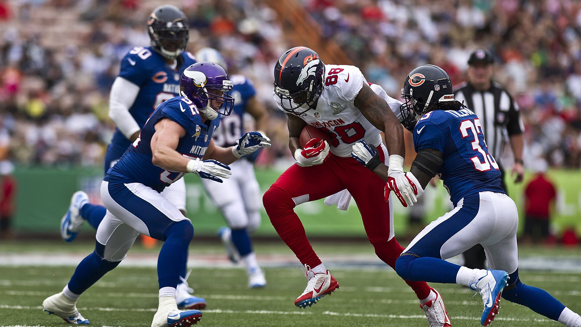 冰球季后赛:冰上角逐进入白热化,冰球全场比赛时间